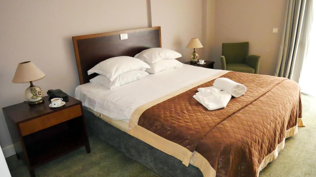 Talen Otel อิสตันบูล ภายนอก รูปภาพ